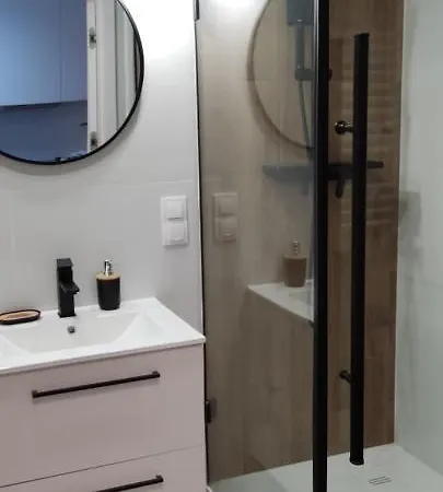 Appartamento Apartament Na Armii Krajowej, Blisko Centrum I Aquaparku, Darmowy Parking *